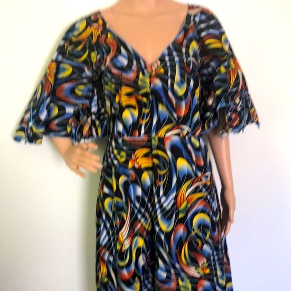 Ethnic Bird Print Maxi Dress with Flutter Sleeves - Picture 17 of 17